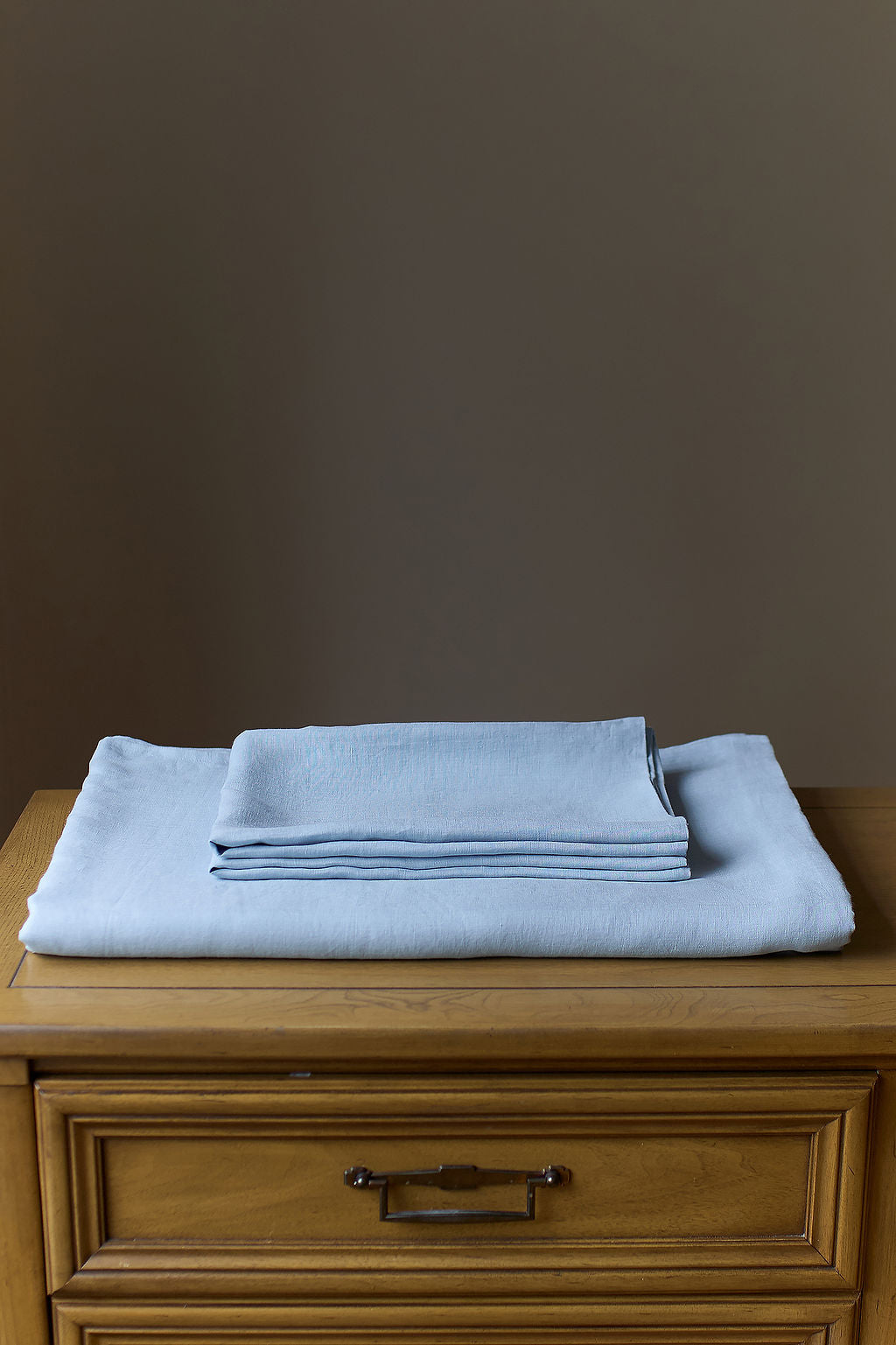 California King Linen Bedding | California Linen Sheets & Duvet Cover | Made in Canada